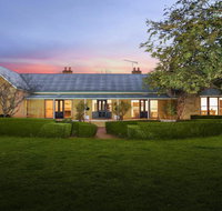 Sutton Downs - renovated country home on 100 acres - Accommodation BNB