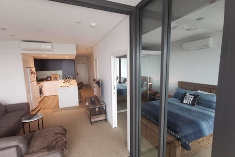 Sydney Olympic Park Luxury Apartment - Accommodation BNB 0