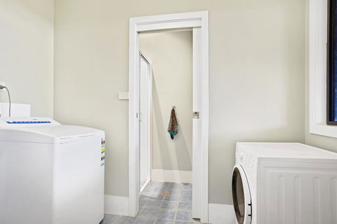 Tareebin Road, 2/26 - Accommodation BNB 0