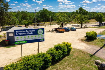 Taroom Caravan & Tourist Park with Accommodation BNB