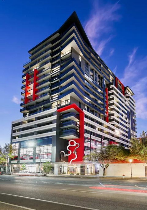 The Apartment Complex - Accommodation BNB 3