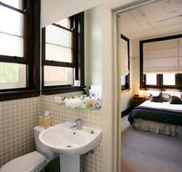 The Bank Guesthouse - Accommodation BNB