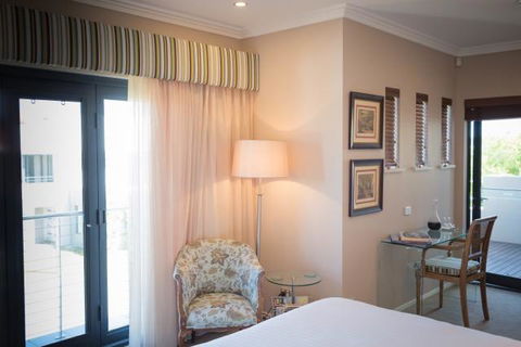 The Beach House At Bayside - Accommodation BNB 2