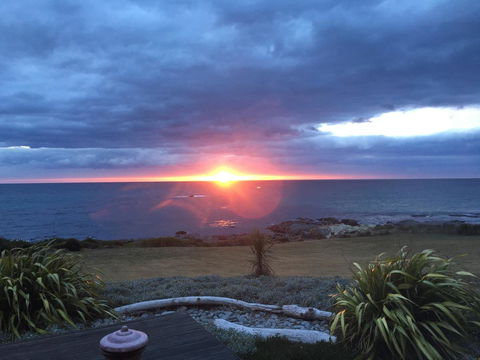 Saltwater - Absolute Oceanfront, Hot Tubs, Sauna, Fire Pits - Accommodation BNB 4