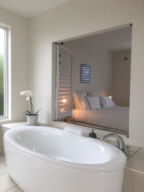 Saltwater - Absolute Oceanfront, Hot Tubs, Sauna, Fire Pits - Accommodation BNB 21