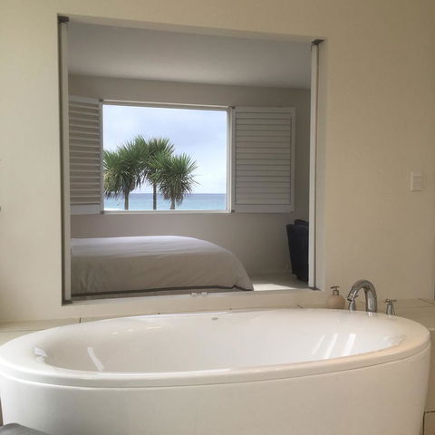 Saltwater - Absolute Oceanfront, Hot Tubs, Sauna, Fire Pits - Accommodation BNB 23