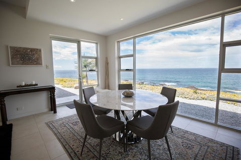 Saltwater - Absolute Oceanfront, Hot Tubs, Sauna, Fire Pits - Accommodation BNB 41