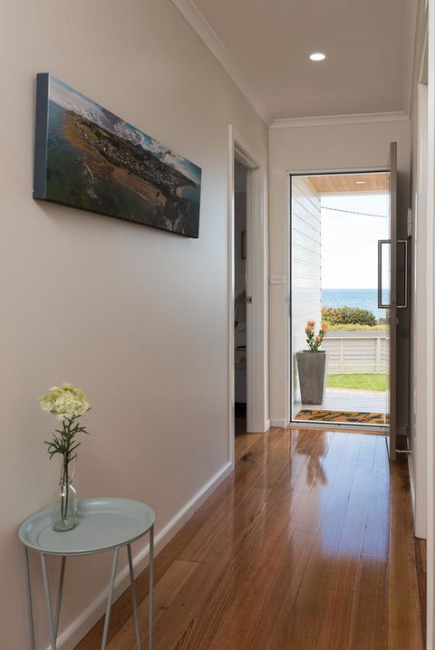 Penguin Beach House - Accommodation BNB 8
