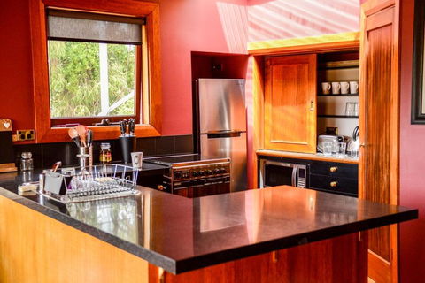 Bridge View Retreat - Accommodation BNB 30