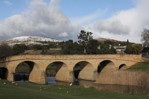 Bridge View Retreat - Accommodation BNB 16