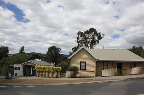 Bridge View Retreat - Accommodation BNB 25