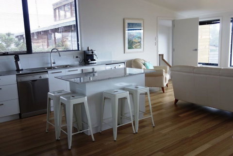 THE LOFT @ Bay Of Fires Seascape - Accommodation BNB 12