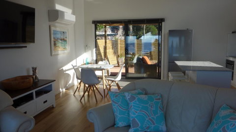 THE LOFT @ Bay Of Fires Seascape - Accommodation BNB 1