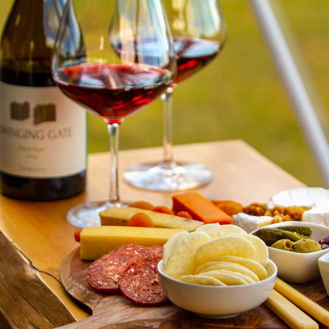 Domescapes In The Vines - Accommodation BNB 1