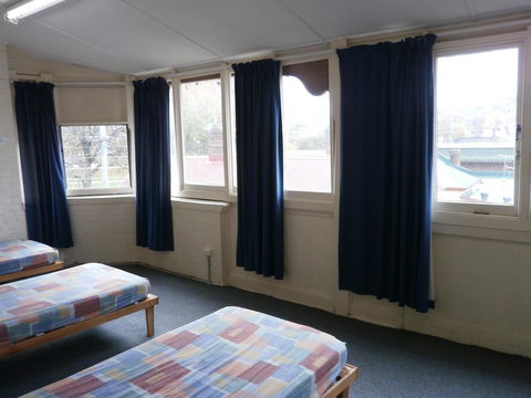 Launceston Backpackers - Accommodation BNB 8