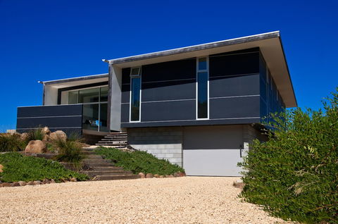 Cloudy Bay Beach House - Accommodation BNB 2