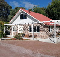 Hilltop Cottages - Accommodation BNB