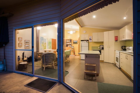 Arthur Riverfront And Sea Lodge Downstream - Accommodation BNB 9