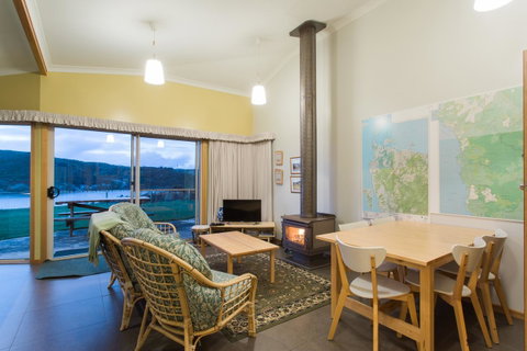 Arthur Riverfront And Sea Lodge Downstream - Accommodation BNB 5