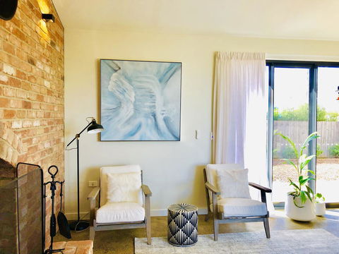 EMBRACING EVANDALE - Hosted By L'Abode Accommodation - Accommodation BNB 9
