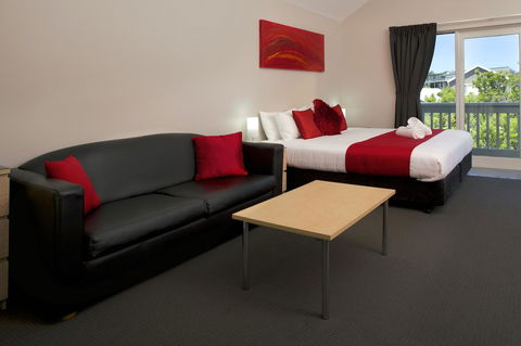 Boathouse Resort Studios And Suites - Accommodation BNB 15