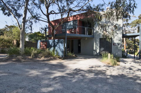 Lorne Surf Apartments - Accommodation BNB 8