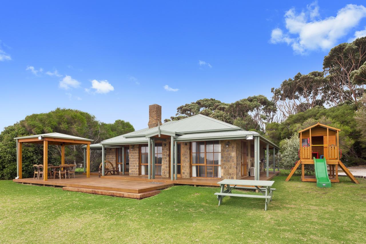 Marengo VIC Accommodation BNB