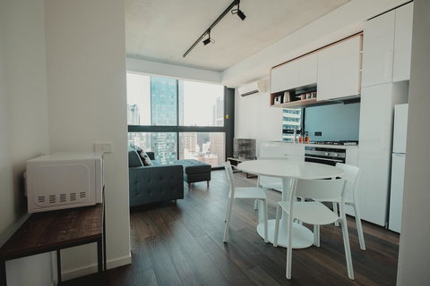 Mono Apartments On La Trobe Street - Accommodation BNB 1