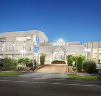 Ciloms Airport Lodge - Accommodation BNB
