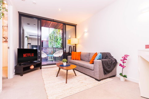 Stay Like Home - Accommodation BNB 14