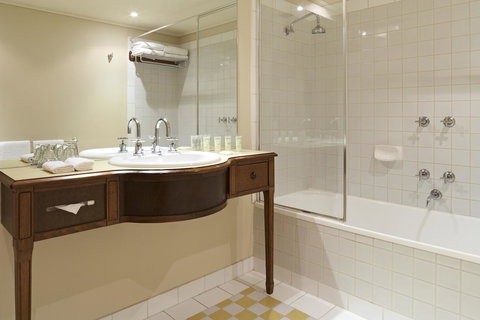 Grand Hotel Melbourne - Accommodation BNB 26