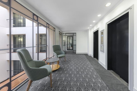 The Savoy Hotel On Little Collins Melbourne - Accommodation BNB 10