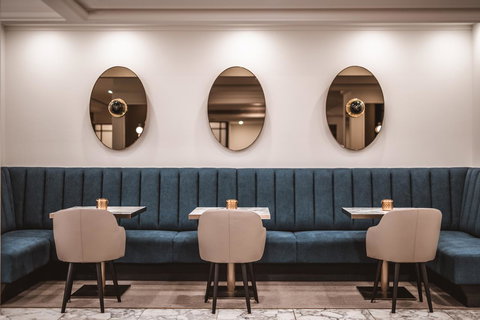 The Savoy Hotel On Little Collins Melbourne - Accommodation BNB 4