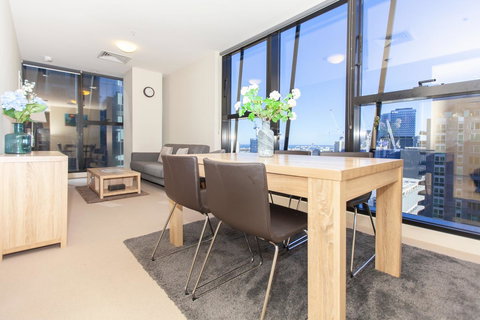 Melbourne SkyHigh Apartments - Accommodation BNB 4