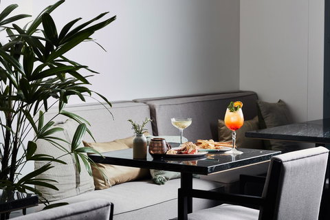 Novotel Melbourne Central - Accommodation BNB 24