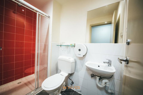 Nomads Melbourne Backpackers - Accommodation BNB 17