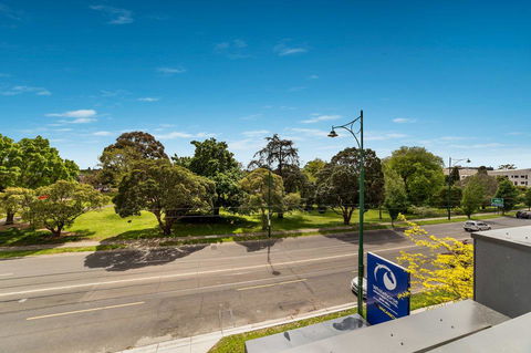 Whitehorse Apartments Hotel - Accommodation BNB 37