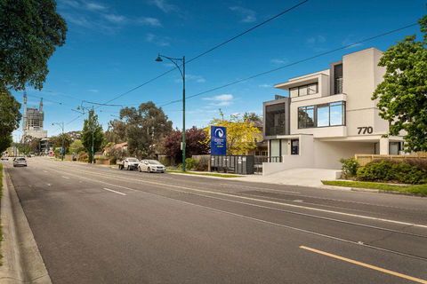 Whitehorse Apartments Hotel - Accommodation BNB 35