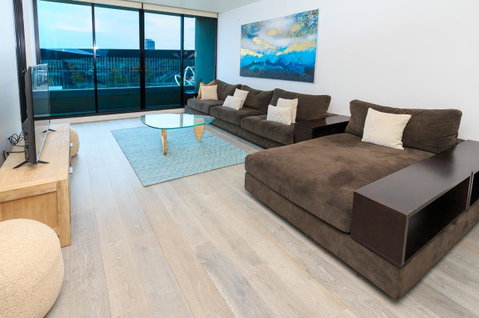 Waterfront Melbourne Apartments - Accommodation BNB 13