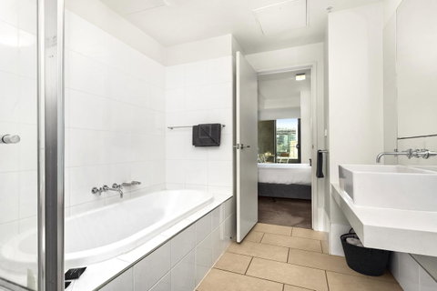 Waterfront Melbourne Apartments - Accommodation BNB 43