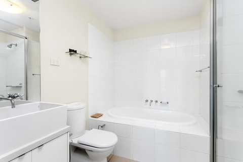 Waterfront Melbourne Apartments - Accommodation BNB 26