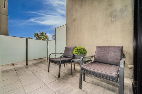 Waterfront Melbourne Apartments - Accommodation BNB 30
