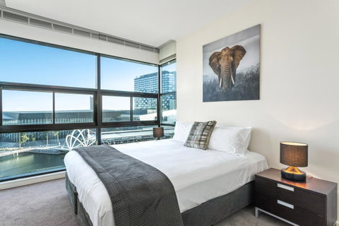 Waterfront Melbourne Apartments - Accommodation BNB 7