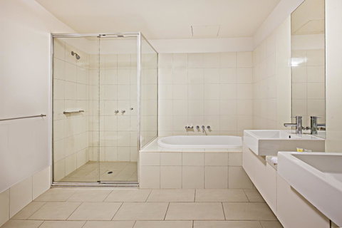 Waterfront Melbourne Apartments - Accommodation BNB 34