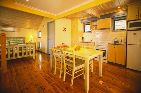 Rayville Boat Houses - Accommodation BNB 28