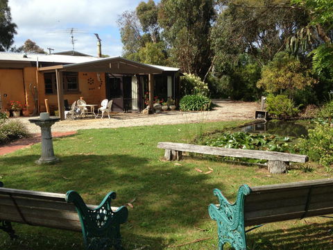 Mud Hollow Barn - Accommodation BNB 14