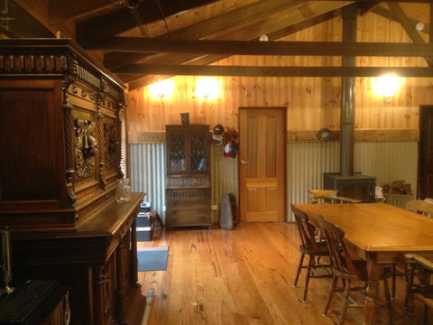 Mud Hollow Barn - Accommodation BNB 9