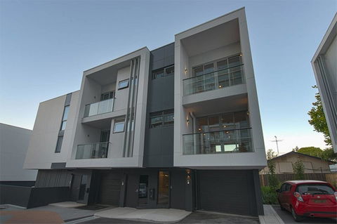 Doncaster Private Collection 2 Bed Townhouse@Pearl - Accommodation BNB 15