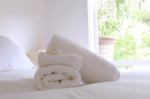 Capella Villa No. 4 - Stunning Luxury Decor Inside And Out - Accommodation BNB 13