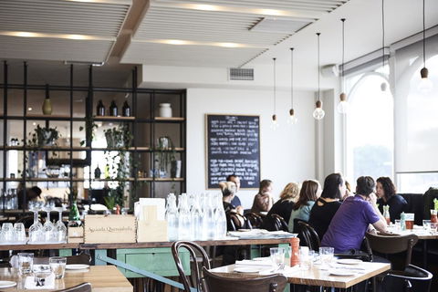 Plough Hotel - Accommodation BNB 16